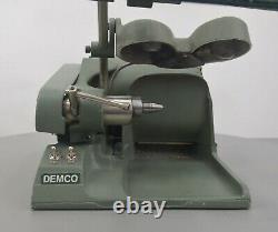 Demco Modèle E96 High Speed Dental Alloy 2-speed Grinder & Polisher With Light